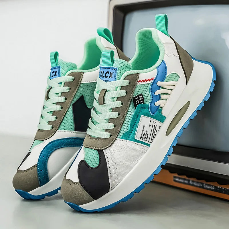 Men's Korean-Style Trendy White Sneakers Fashionable Sports And Casual Shoes for Younger Men